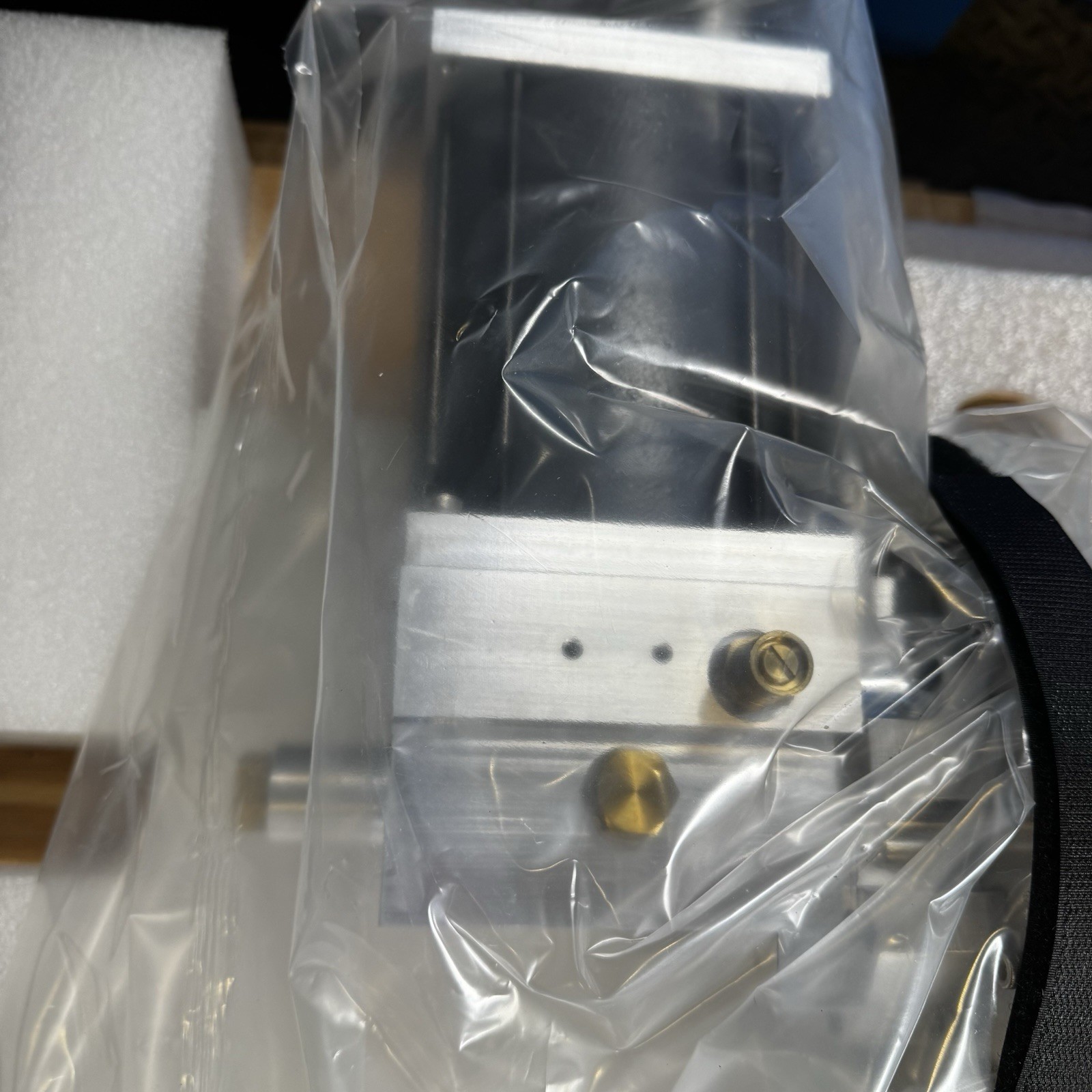 Cryo-Torr 10F CRYO PUMP P/N 8018-312G001