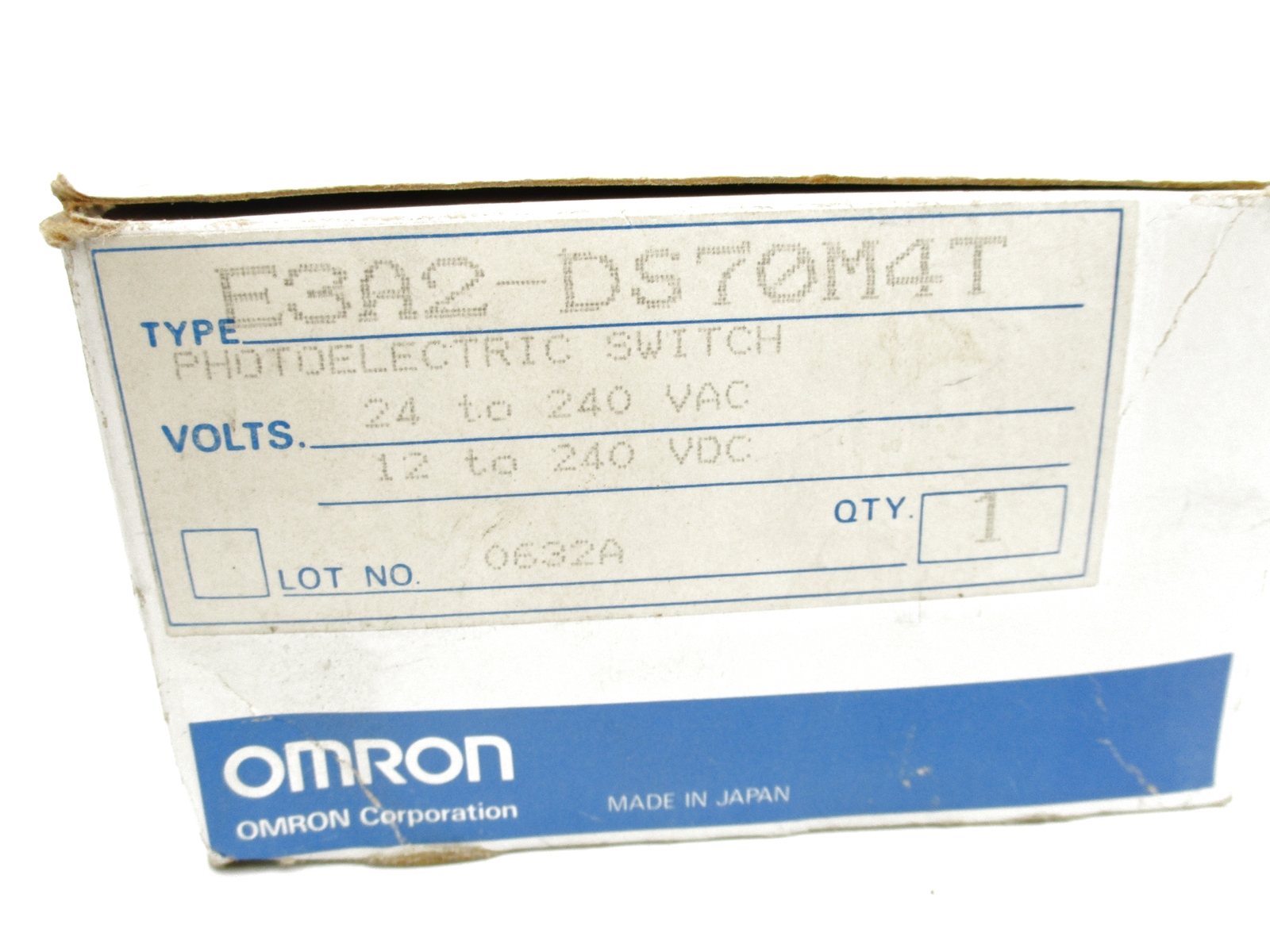 OMRON E3A2-DS70M4T 24-240VAC NSMP
