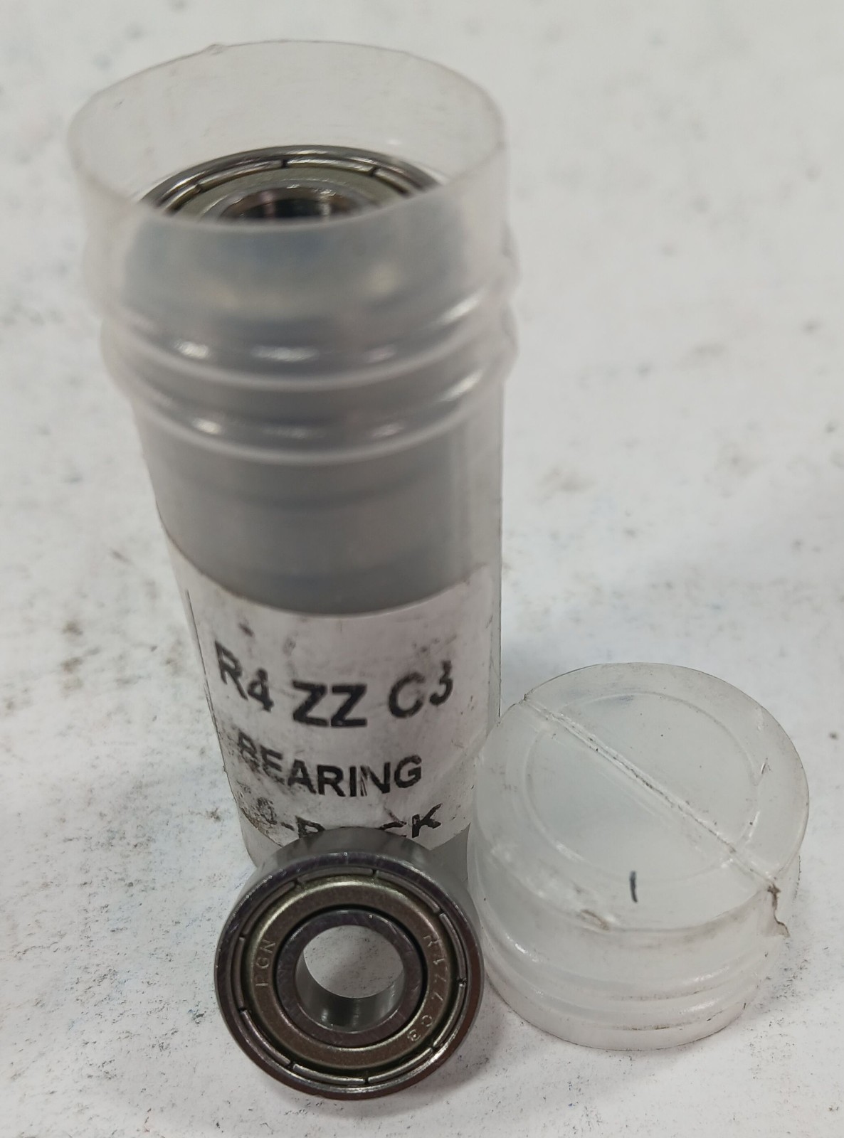 10 NEW PGN R4ZZ-C3 RADIAL DEEP GROOVE BALL BEARING NNB ***MAKE OFFER***