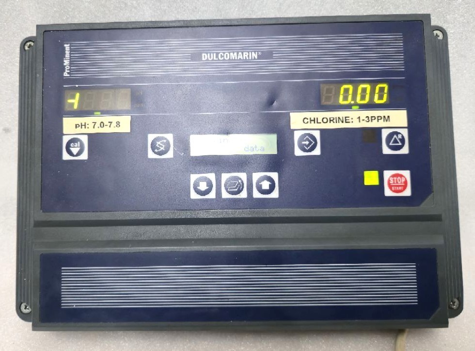 DULCO MARINE PROMINENT FLUID CONTROL DCMB 0W00000E30 SR NO.99018362-040599 230V