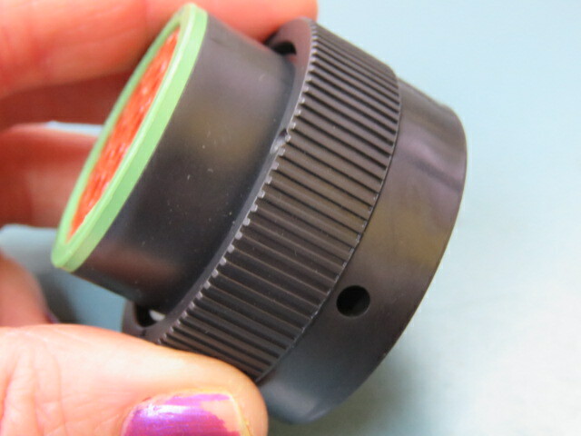 DEUTSCH/ TE CONNECTIVITY HDP26-24-35PN Qty of 1 per Lot CONNECTOR 35-POS PLUG;