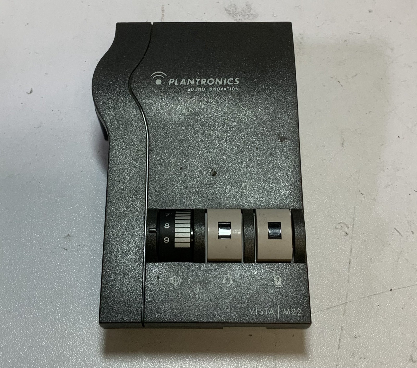Plantronics Vista M22 Audio Processor Headset Amp. Sound Innovation Corded “J6C”