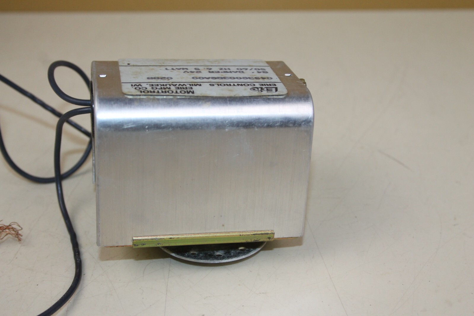 ERIE Damper Actuator Motortrol 0453G0038GA00 (loc:G) 6.5W 24V 50/60Hz