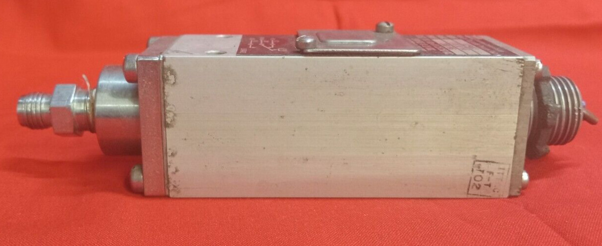 ITT AEROSPACE CONTROLS DIVISION NEO-DYN ADJUSTABLE PRESSURE SWITCH 132P49C3