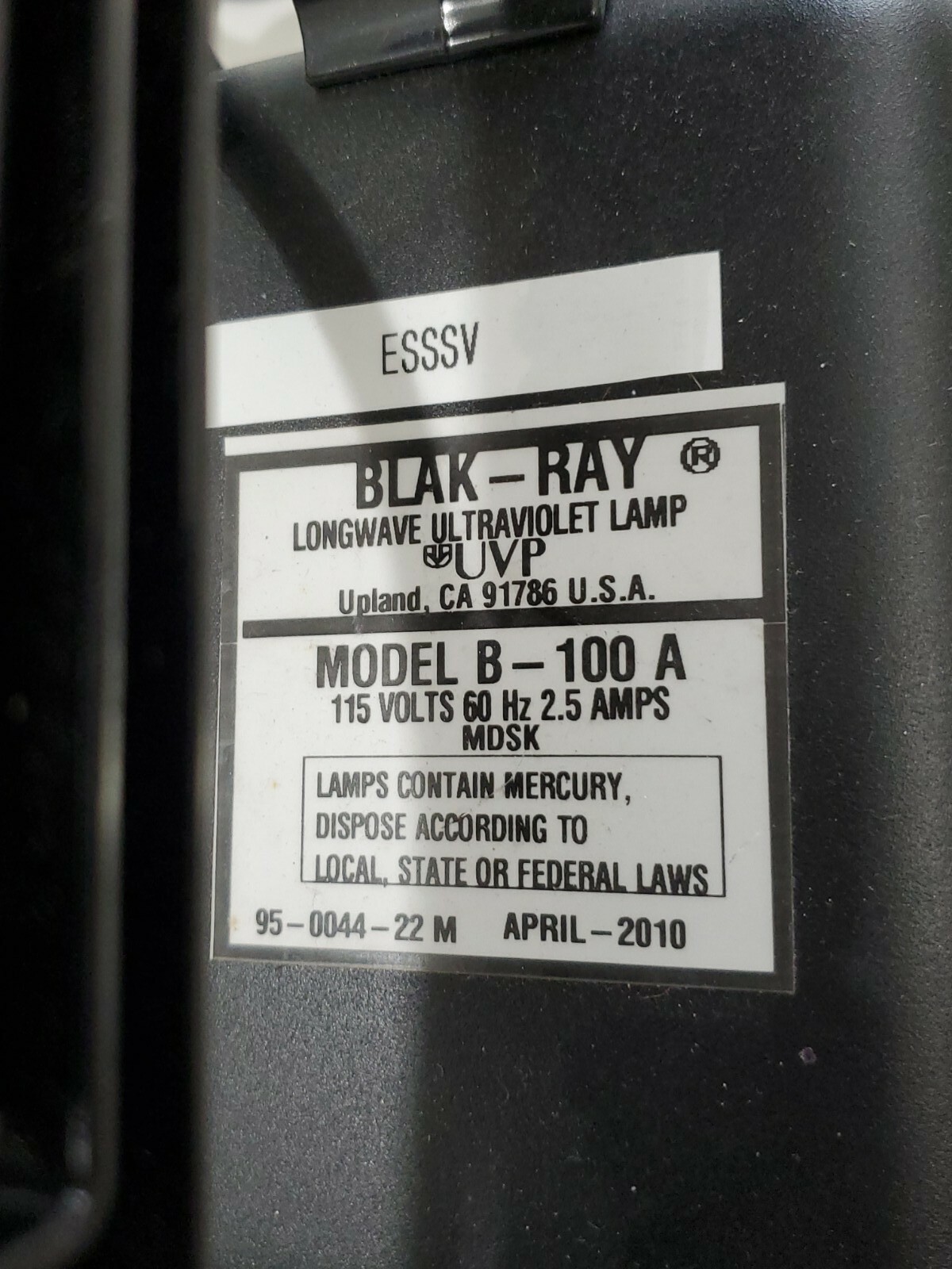 UVP Blak-Ray Model B-100 A Longwave Ultraviolet Lamp 115V 60Hz 2.5A