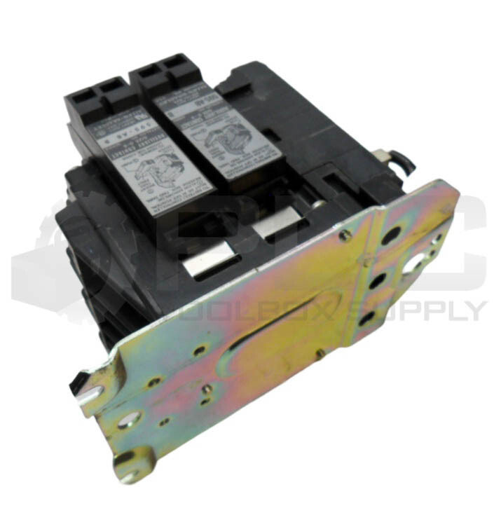 ALLEN BRADLEY 505V-BOD /B CONTACTOR W/ CB236 W/ (2) 595-AB /B AUXILIARY CONTACT