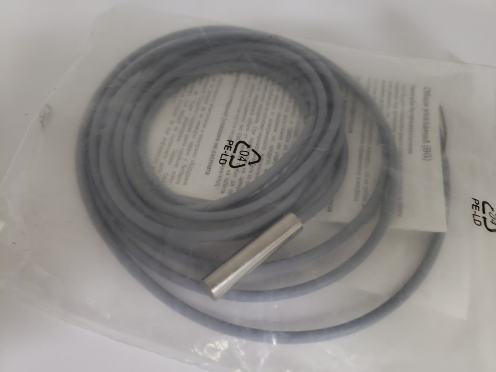 BAUMER IFRM 06P1701/L INDUCTIVE PROXIMITY SENSOR 10-30 VDC PNP NO (10212284) NIB