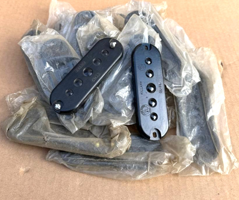 24 Pcs Killark OL-25 Conduit Access Fitting Cover 3/4″