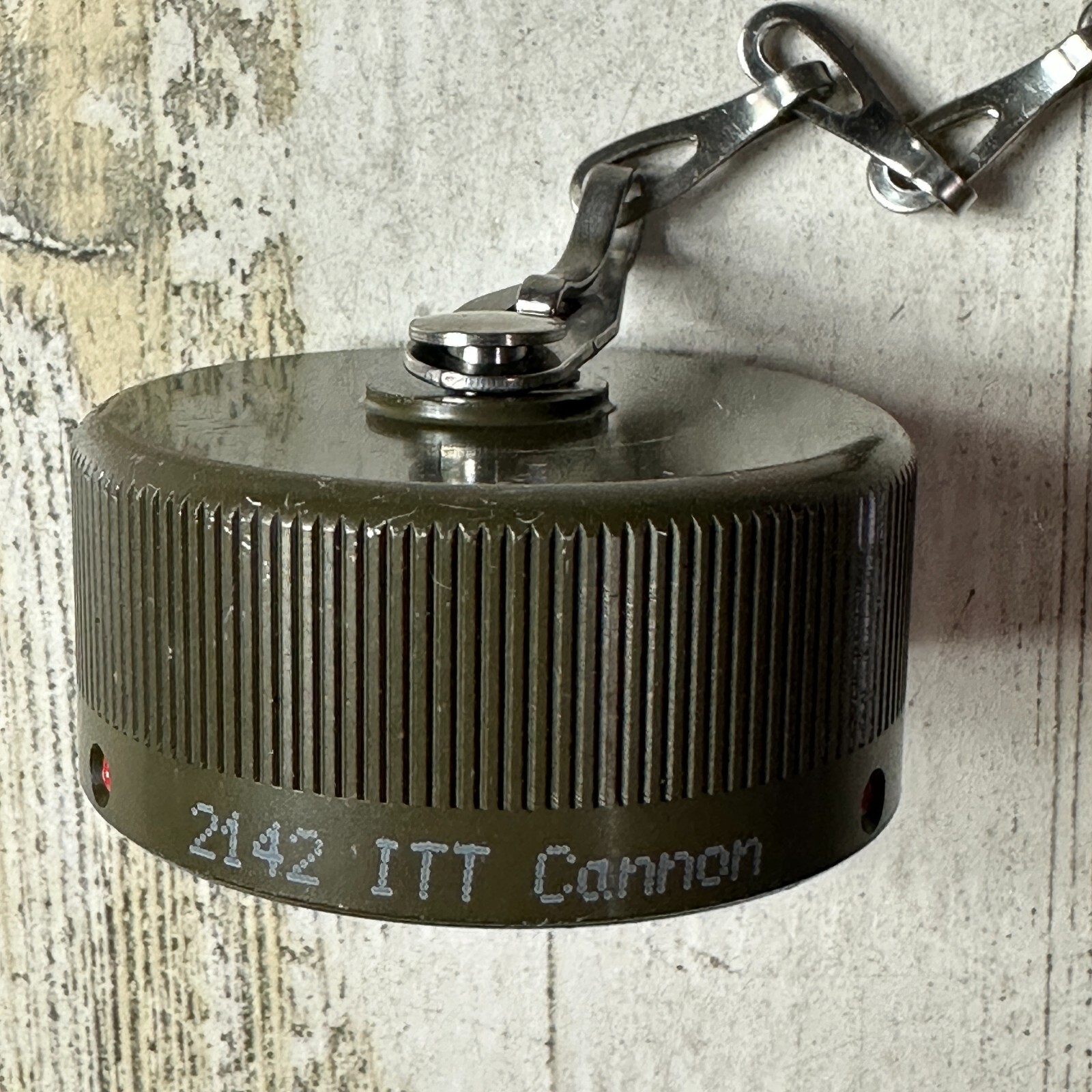 ITT CANNON CA121003-8 Connector Cap (Cover) w Chain Protective 22 Shell Size
