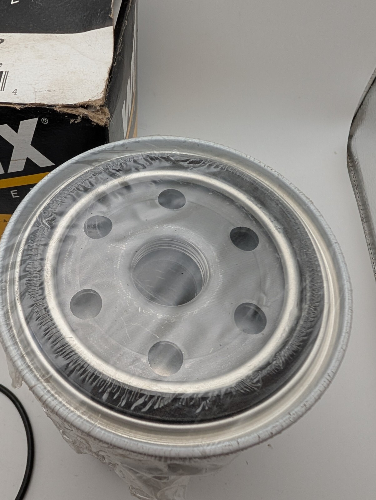 WIX 33232 Fuel / Water Separator (New, Slight Box Wear) Free Shipping.