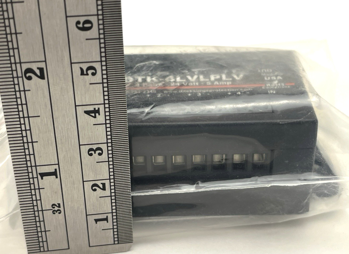 New Ditek DTK-4LVLPLV Surge Protector 4 Pair 30V 12-30 AWG Terminal Strip