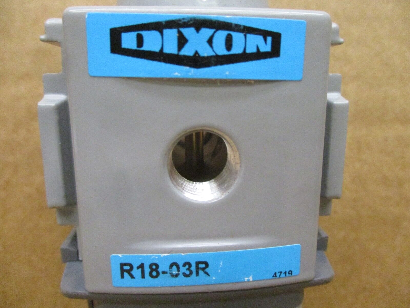 Dixon R18-03R 3/8″ Regulator 0-125 psig Range 49625HI