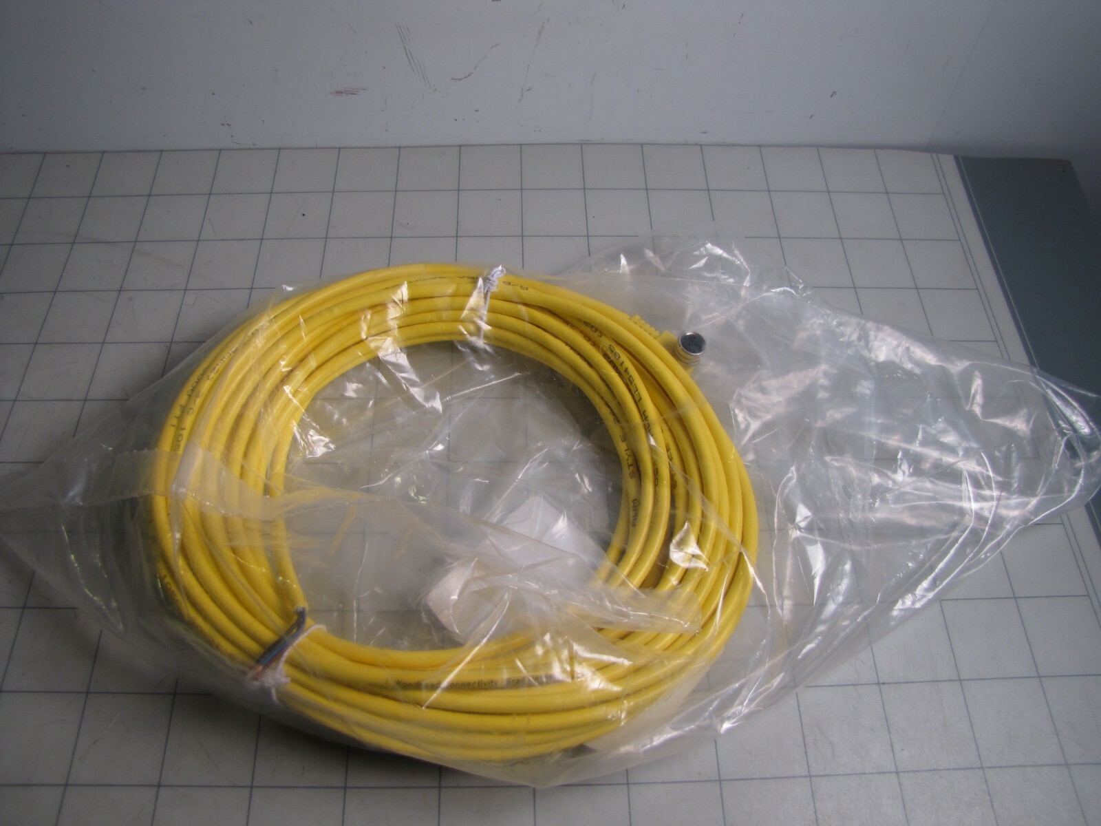 Woodhead Brad Connectivity 1200860124 Nano Change Cordset 3-Pole Female 10m NEW