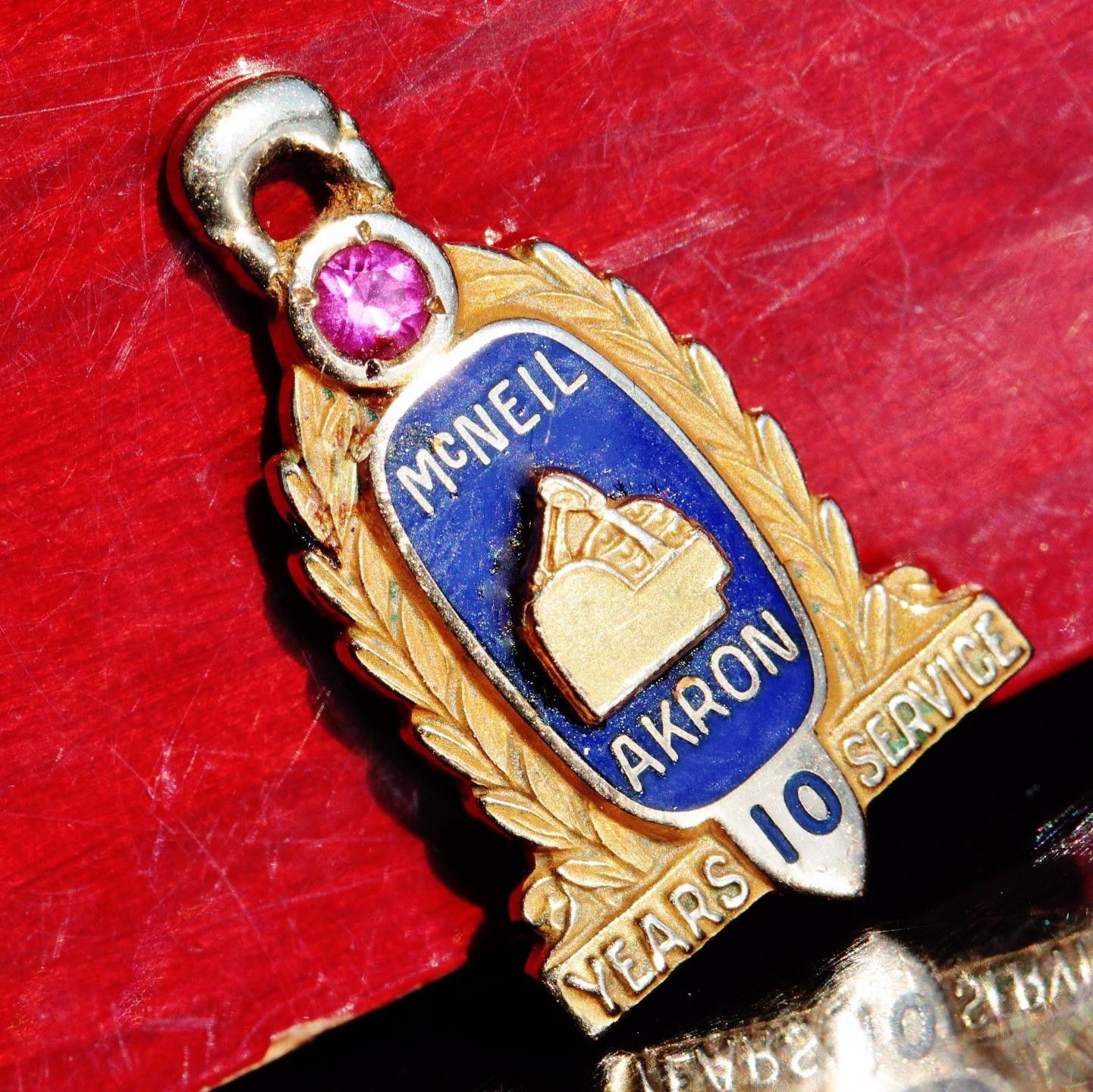 10k yellow gold service pendant McNeil NRM Inc 0.11ct ruby vintage 2.5gr scr2354