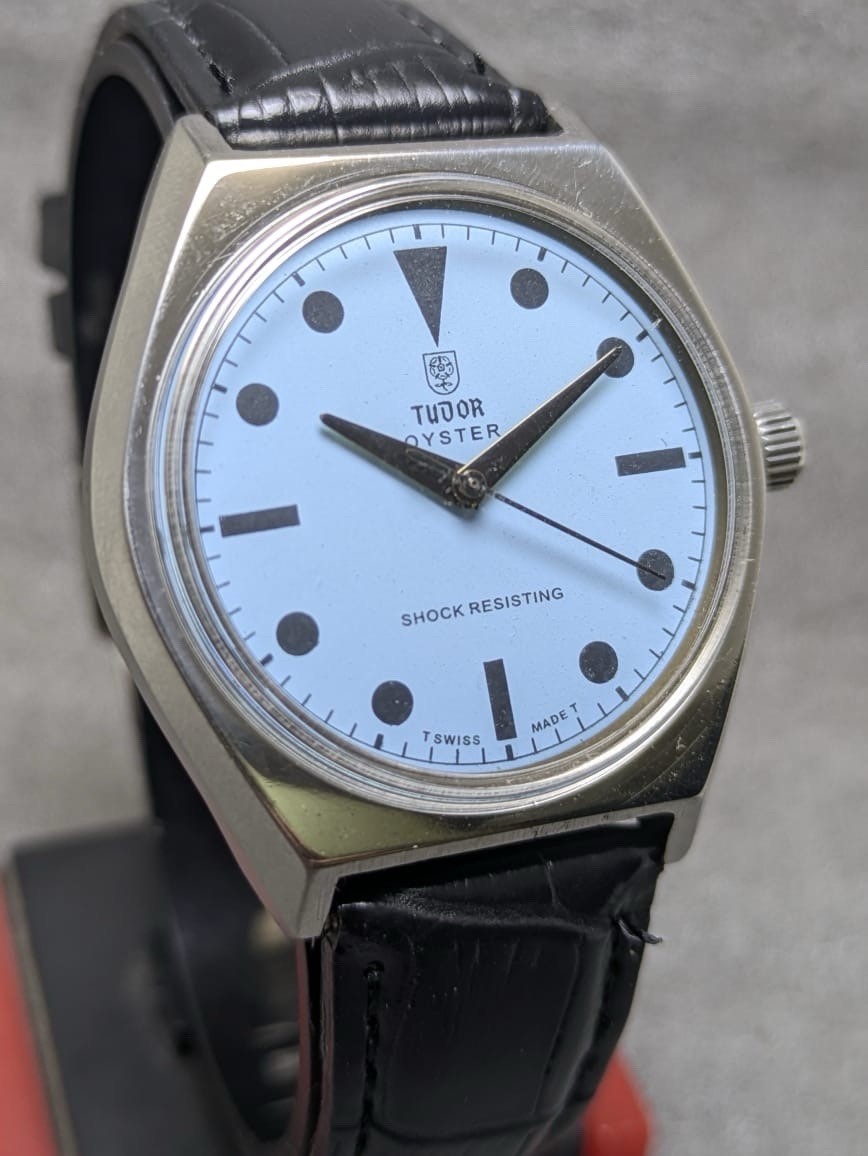 Vintage Tudor Oyster 17 Jewels Manual Winding Swiss Made Men’s Watch
