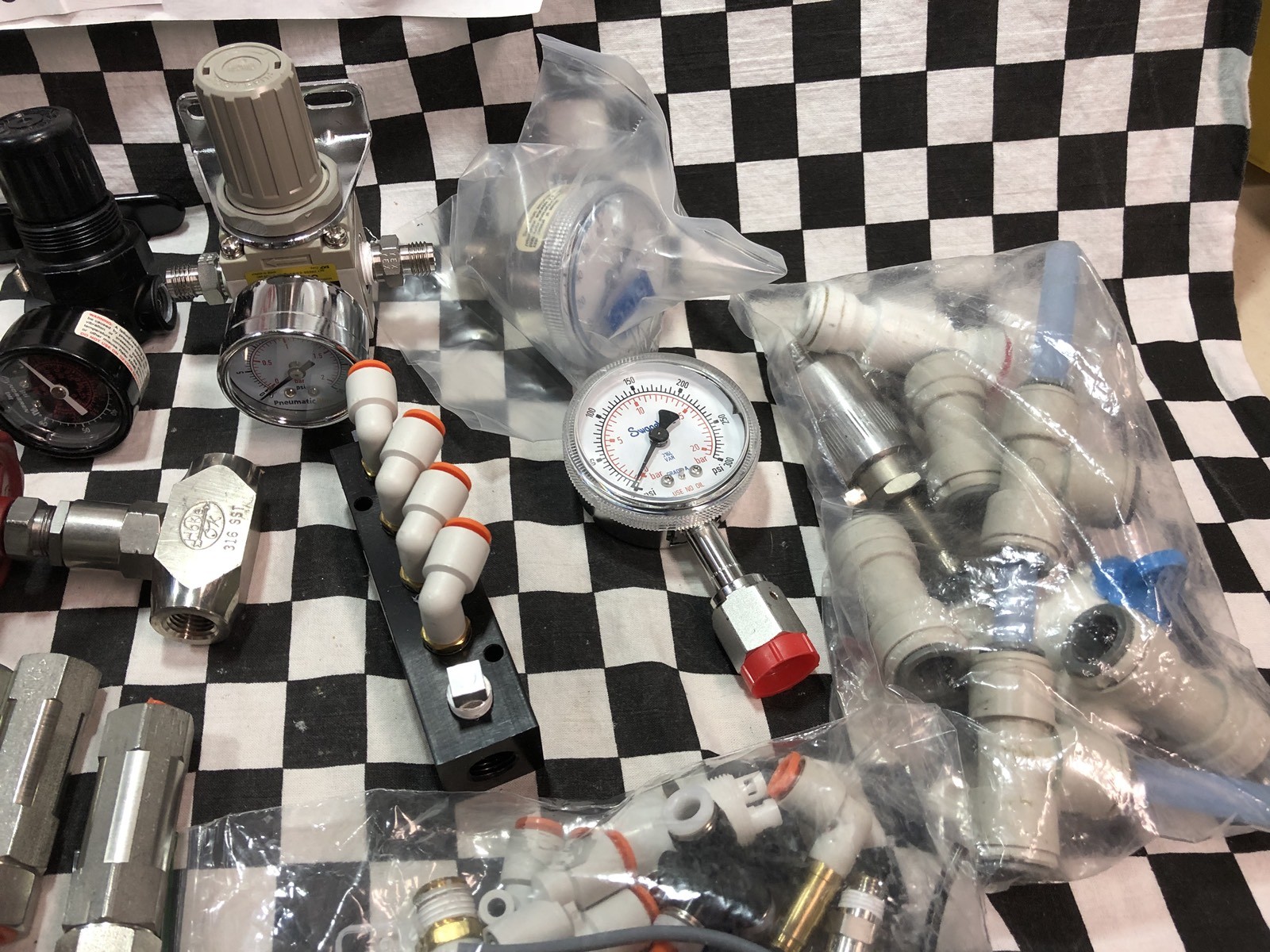Miscellaneous SWAGELOK HOKE TEE ELBOW REGULATOR GAUGE CHECK VALVE SMC NIPPLE