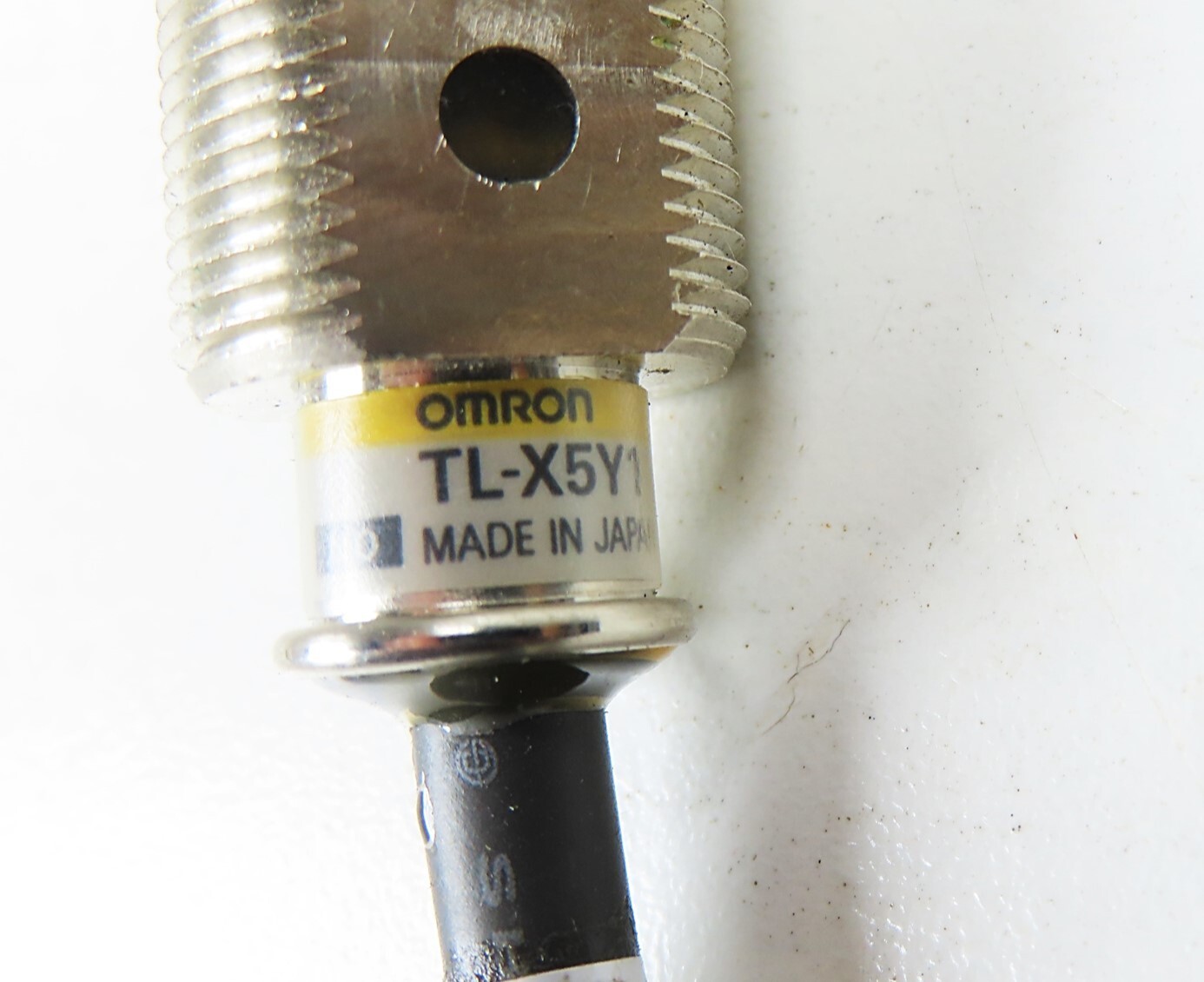 Omron TL-X5Y1 Proximity Sensor *USA Seller* NEW NO BOX