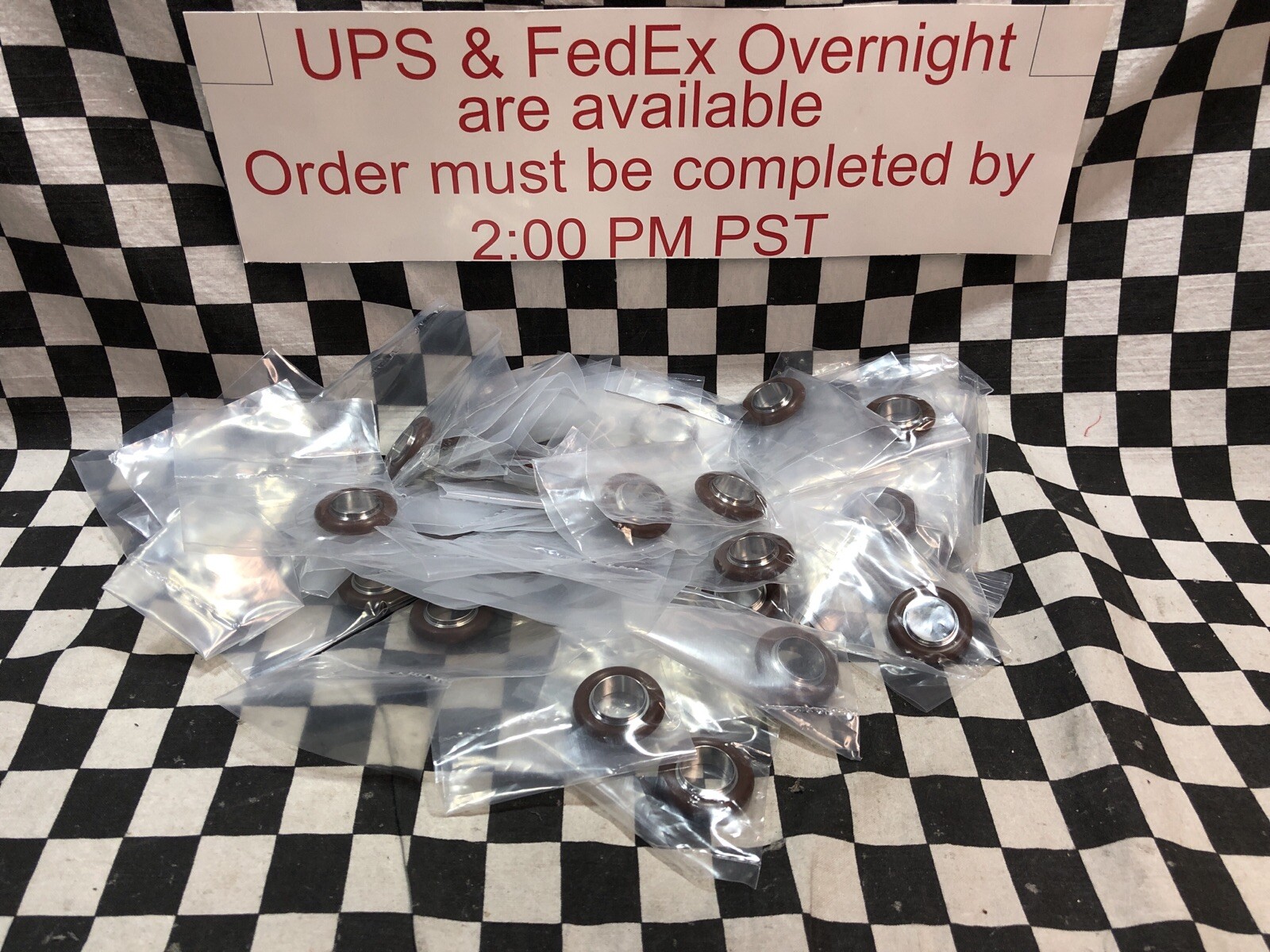 MKS CENTERING RING KF-16, BUNA, 100312801, LOT OF 50, SHIPSAMEDAY