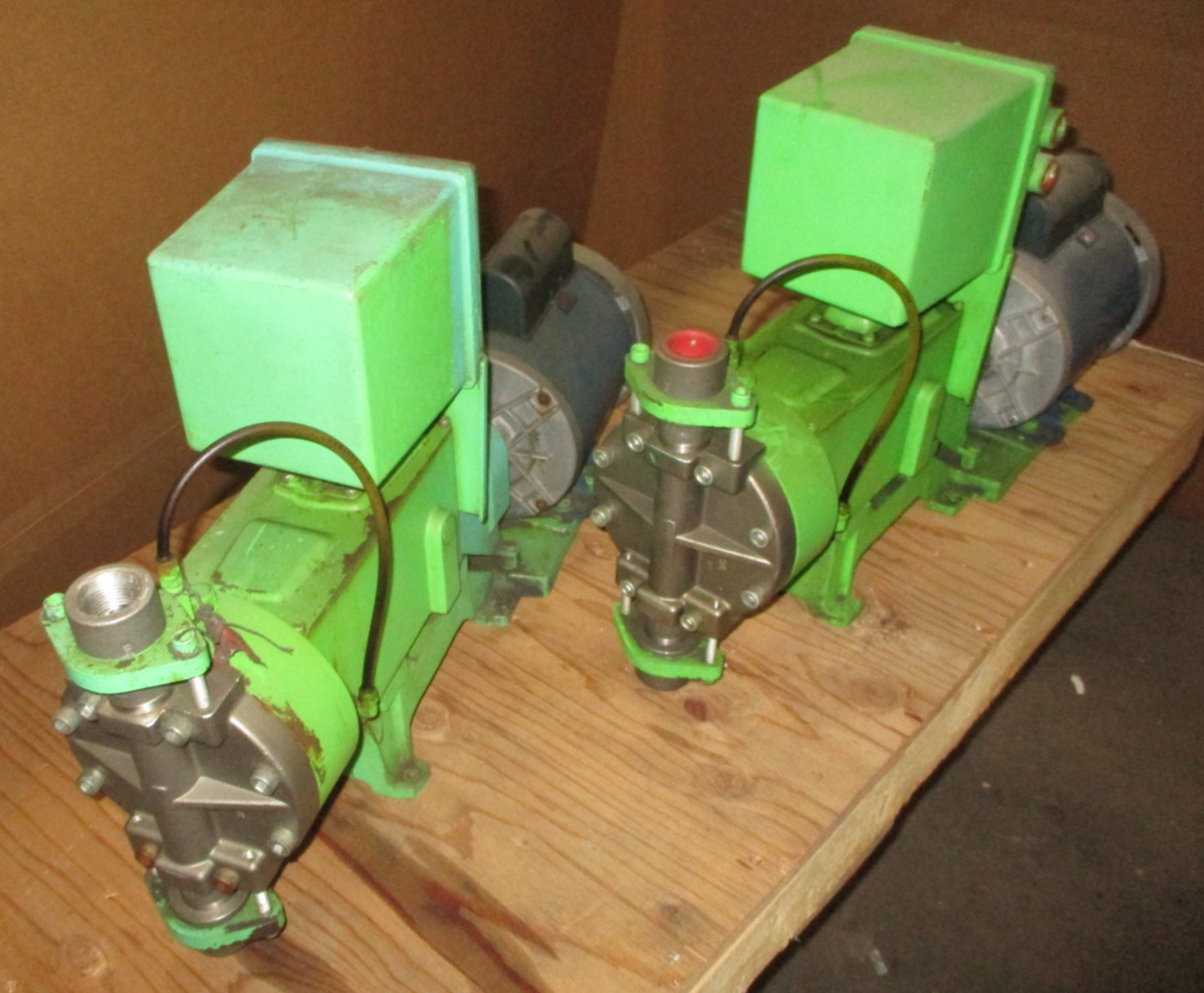Pulsa 880 Diaphragm Metering Pumps 880-S-AE Ratio 15-1 Parts Only A9035WVS