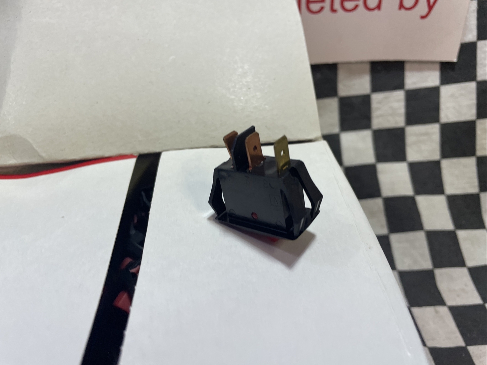 CARLING SWITCH ROCKER LRA211-RS-B/120NXBM2 DD-76945 LRA-70213500 #1227B5