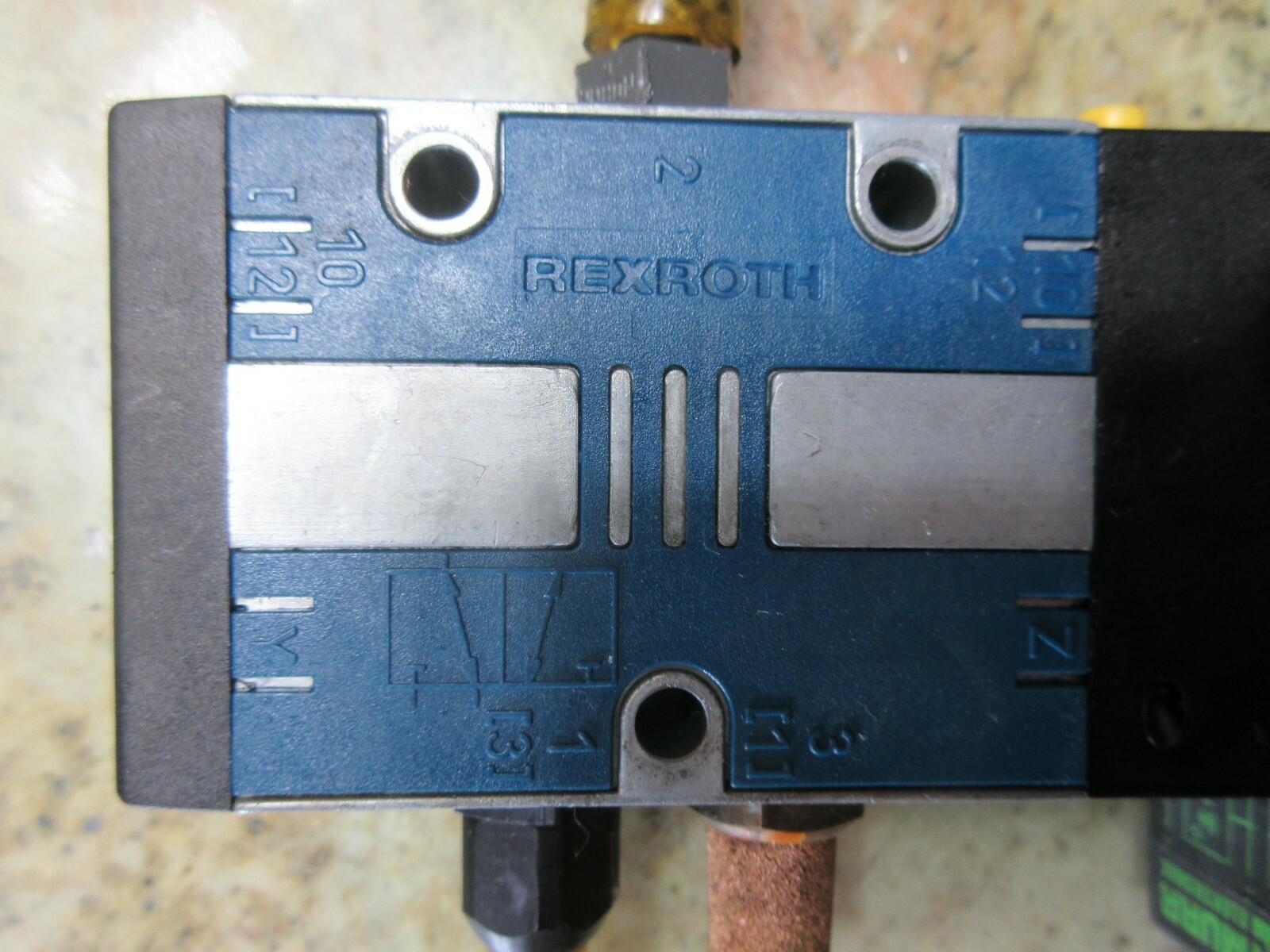 REXROTH HYDRAULIC VALVE MURR ELEKTRONIK..022. 24V- 27MA PRI 016 MAHO DMC70V DMG