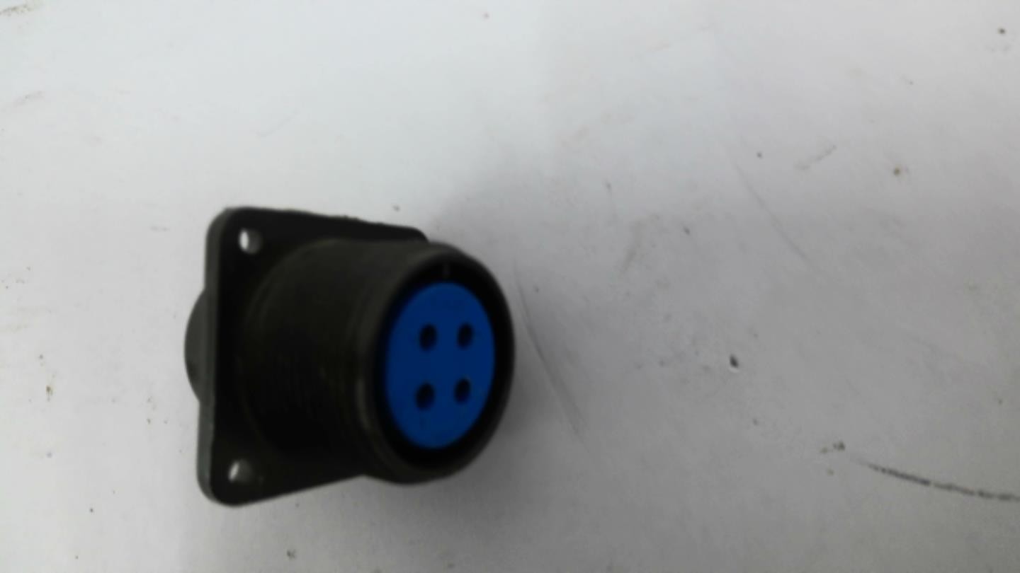 DDK MS25043-18D Cover W Plug Lot Of 2