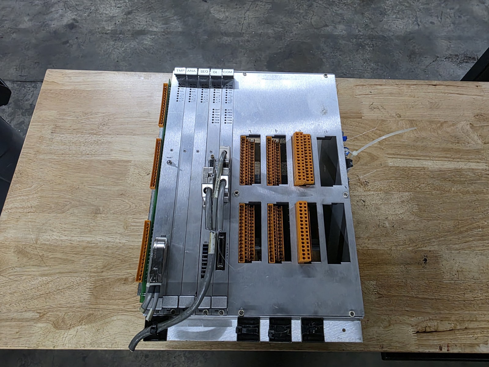 VAN DORN PATHFINDER 4500 Control Rack Complete