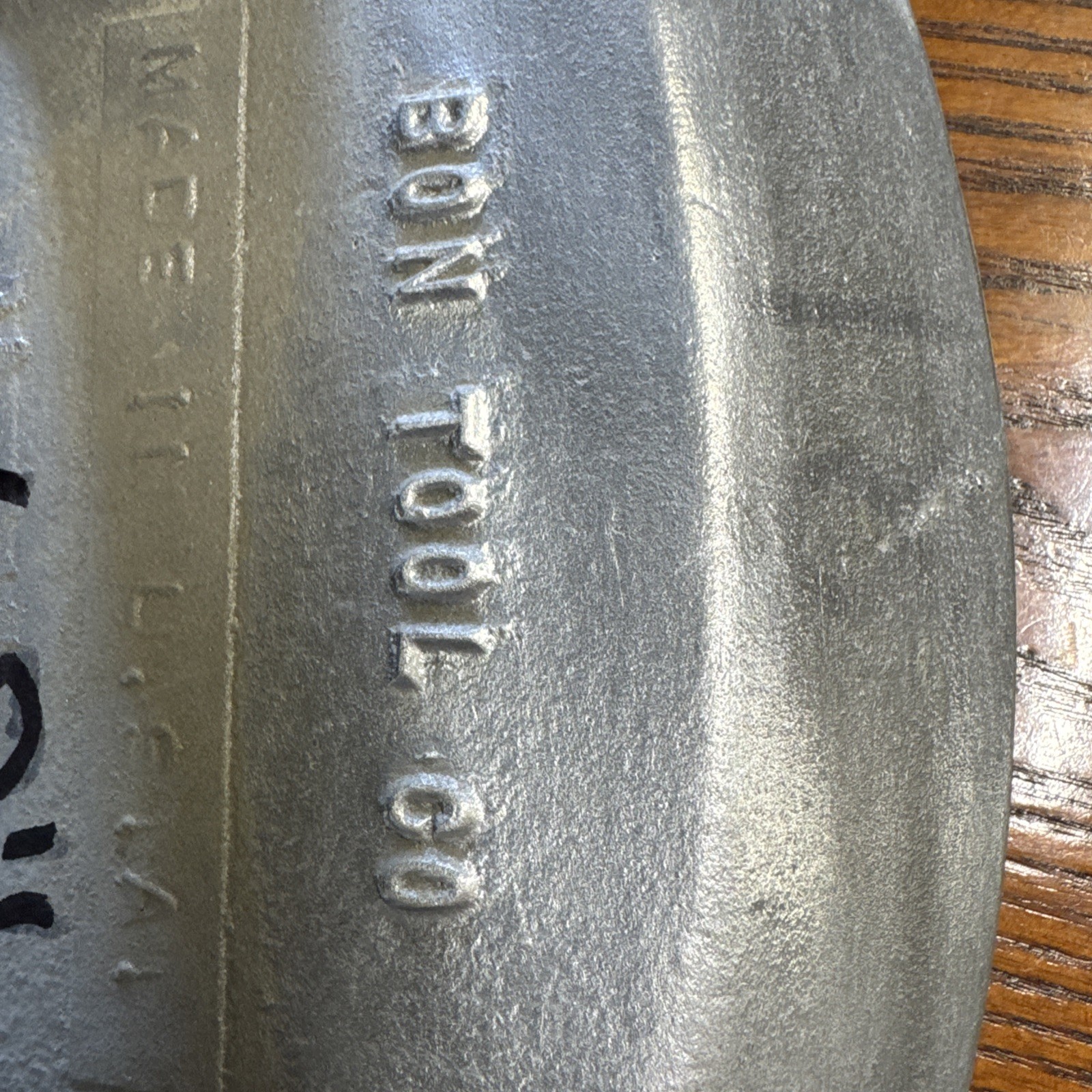 Bon 12-817 Radius Chamfer Tool – 18 Dia 3/4 Lip Wood Handle, Used Once.