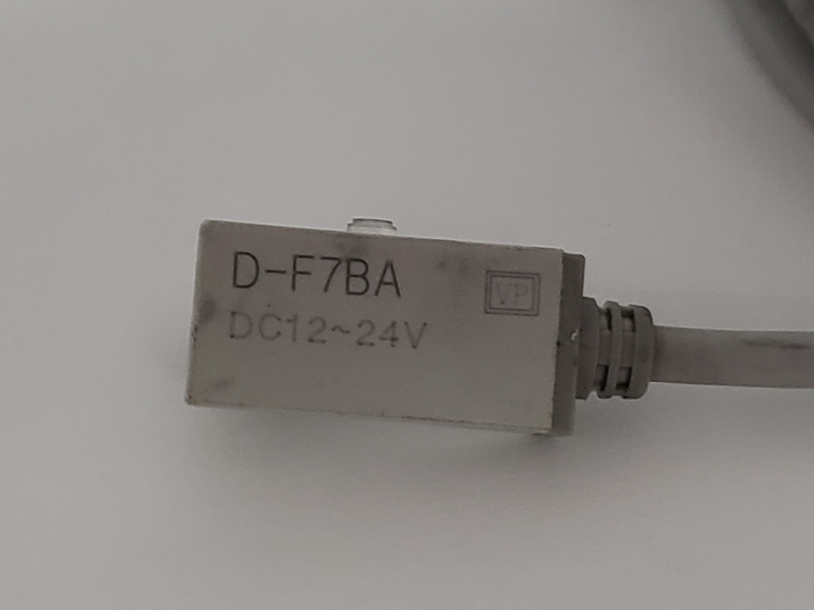 SMC D-F7BA AUTO SWITCH 12-24 VDC 1/2 METER CABLE 2 WIRE