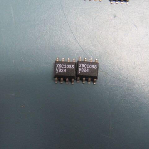 XICOR X9C103S Qty of 10 per Lot ICSMX9C103SSO8EEPROM