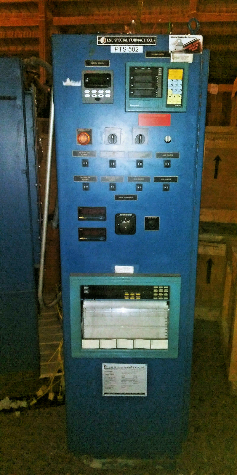 1 USED L&L SPECIAL FURNACE XLFS524-F913-01-G295-480S3KF-A-D94 OVEN *MAKE OFFER*