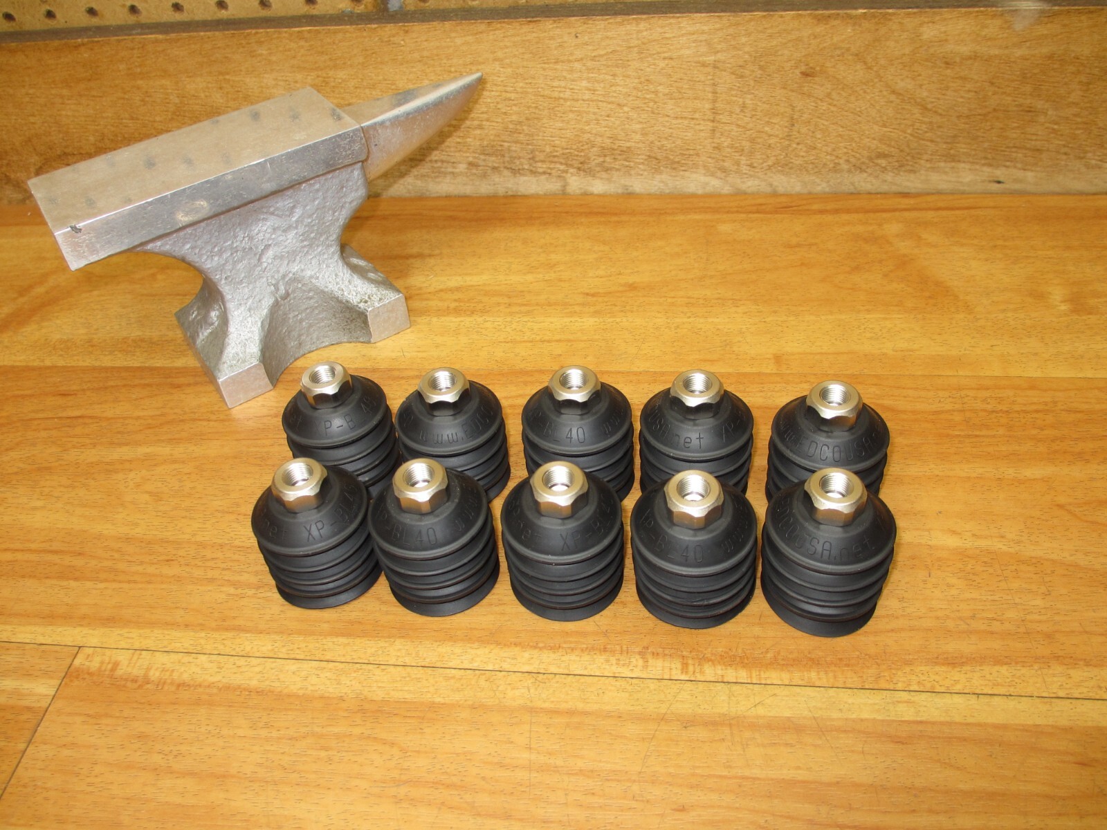 Edco XP-BL40N-18F (LOT OF 10) *NEW* Vacuum Cup Multi Bellows 40mm XP-BL40N