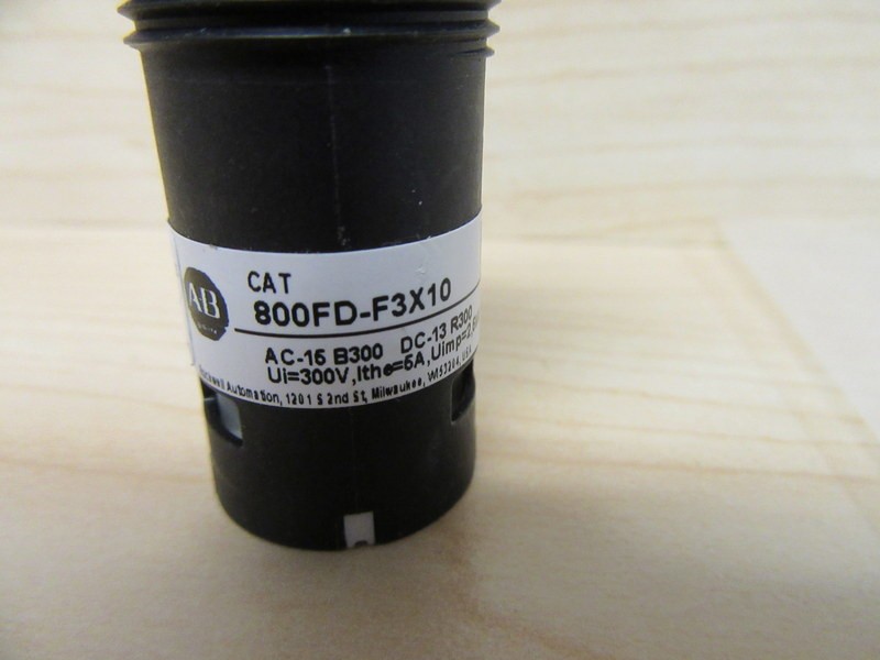 Allen Bradley 800FD-F3X10 Push Button Switch