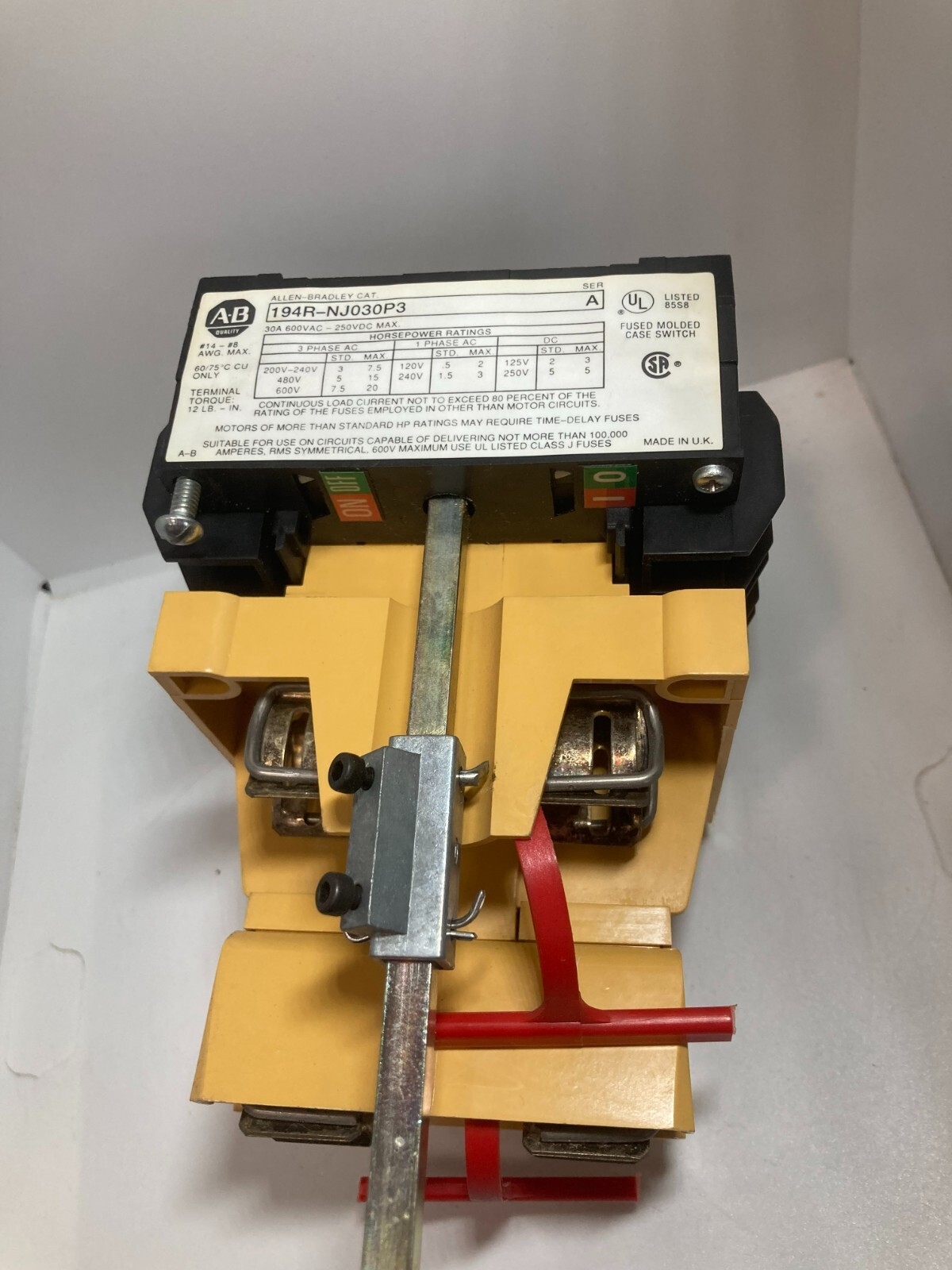 ALLEN BRADLEY 194R-NJ030P3 DISCONNECT SWITCH FUSIBLE OPEN 30A 3-POLE SERIES A