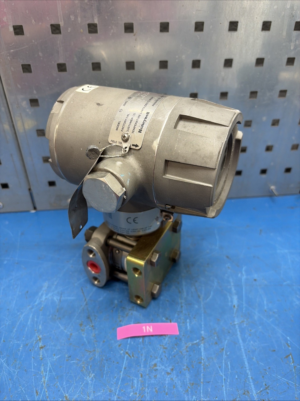 HONEYWELL STG944-E1G-00000-CC,CR,S1,SB,SH.SM.TG.E1D9-2138 NNB + Warranty