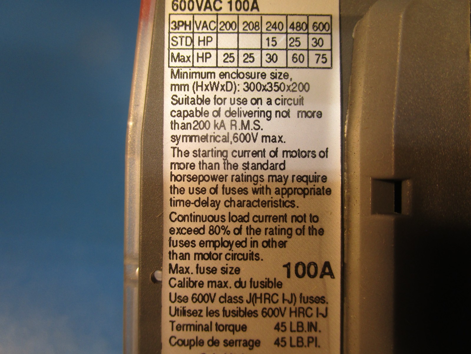 ABB OS100GJ03, Fusible Disconnect Switch, 100A, 3-pole, class J, front operated