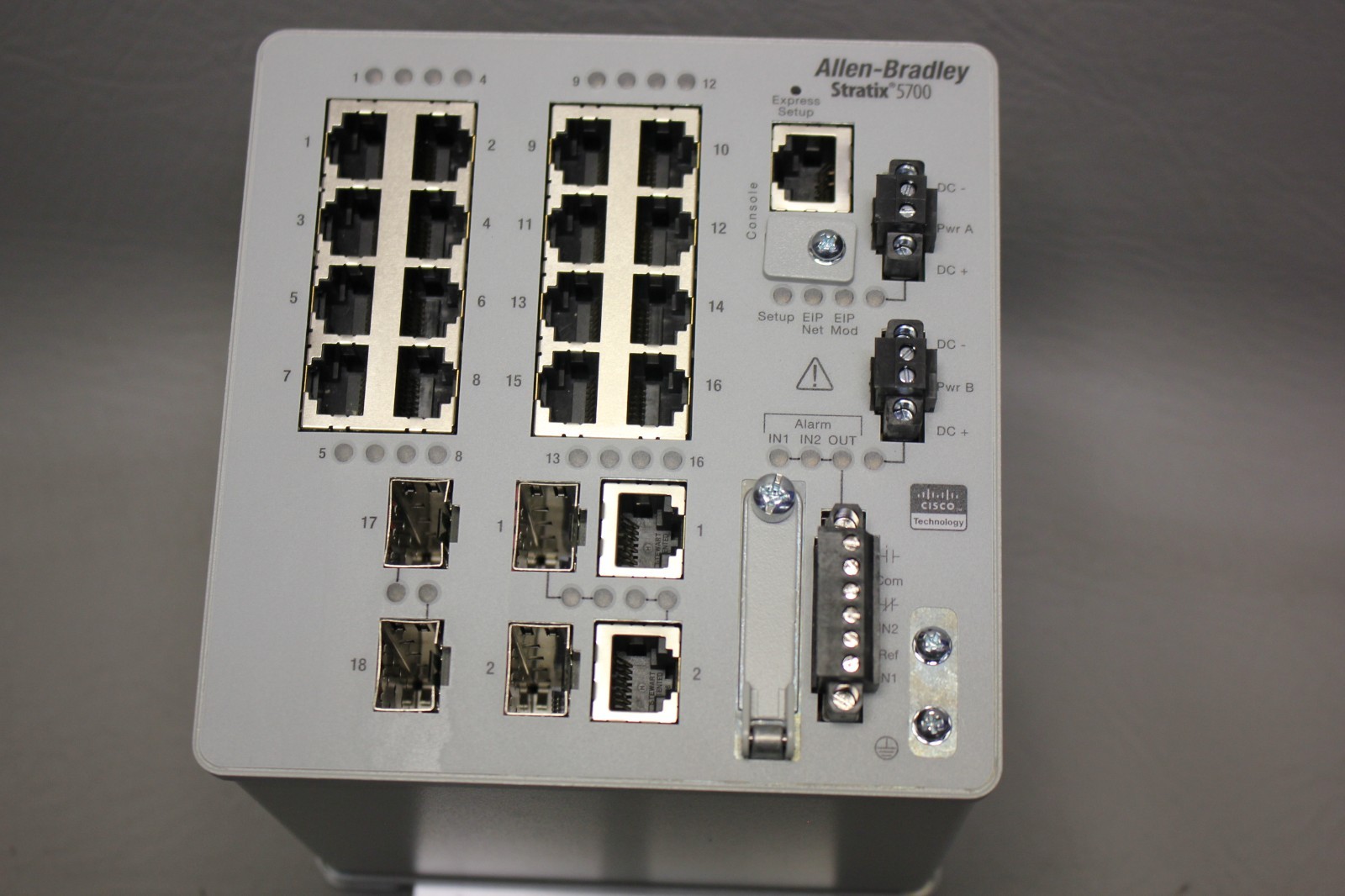 ALLEN BRADLEY STRATIX 5700 ETHERNET MANAGED SWITCH 1783-BMS20CGP SER. A