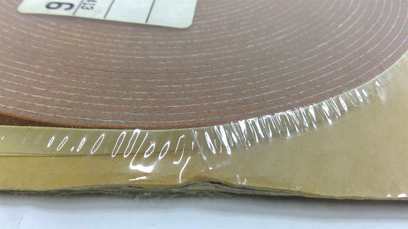 C1SNS1/41/16M 100S Strip-N-Stick Gasket Tape 1/4″ X 1/16″ X 10 Yards