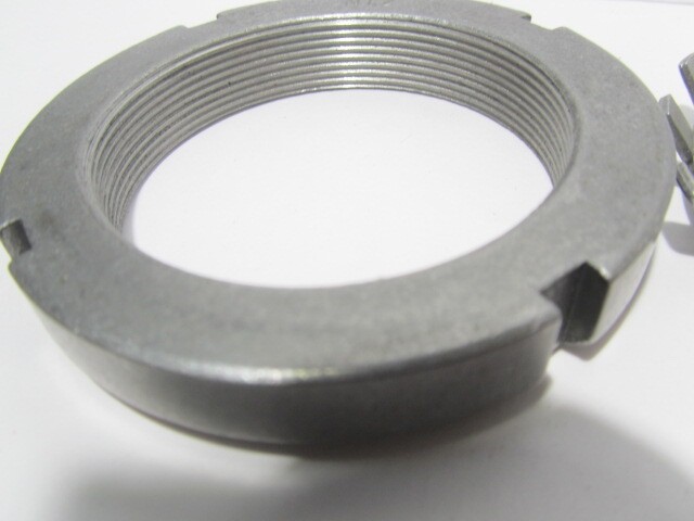 N12 Bearing Lock Nut With W-12 Retainer