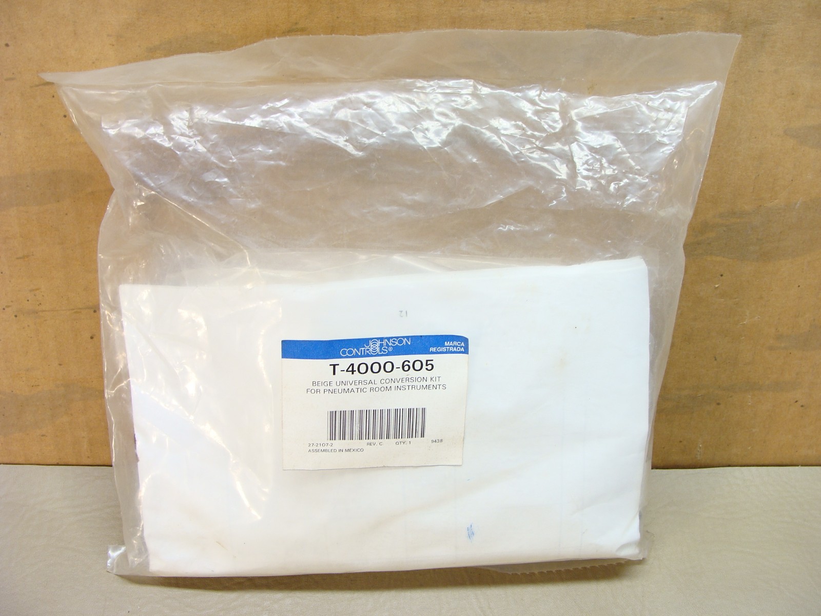 NEW sealed Johnson Controls T-4000-605 conversion kit for pneumatic thermostat