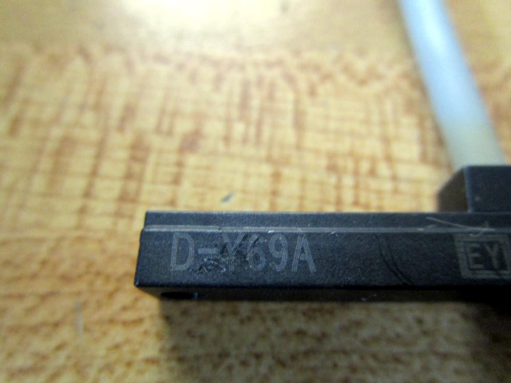 SMC D-Y69A Pneumatic Auto Switch Gripper DY69A W/O Lens Cover (Pack of 3)
