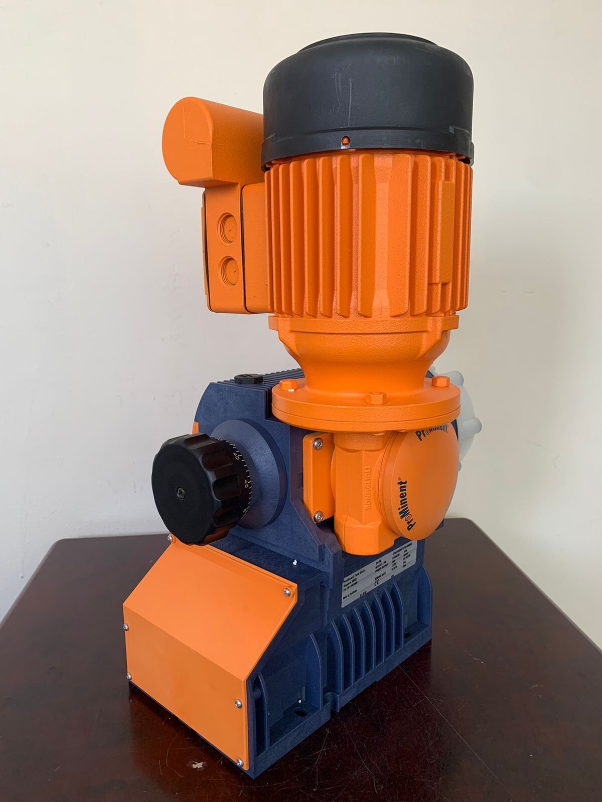 ProMinent / Metering Pump / S1BAH04084PVT0010M000 / 58psi-4bar / 230V-50/60Hz