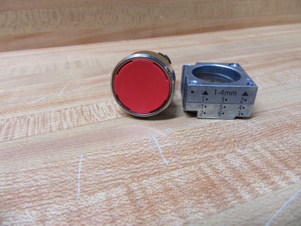 Siemens 3SB3500-0AA21 Furnas Red Push Button W/Holder (Pack of 6)