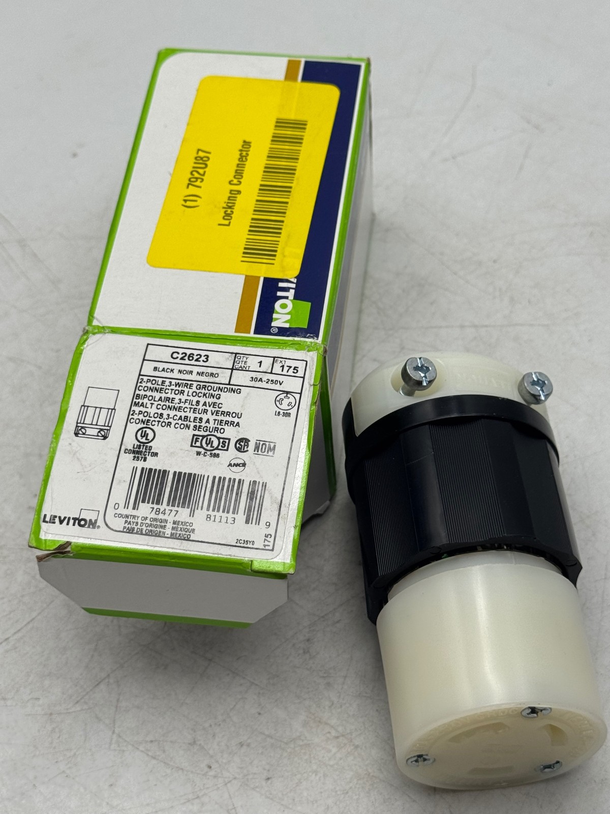 Leviton C2623 Locking Connector 2-Pole 3-Wire Grounding 30A 250V Black L6-30R