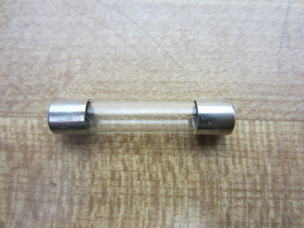 Bussmann AGC 1-1/2 Bussmann Fuse Cross Ref 4XH41, 3AG Jagged Wire (Pack of 10)