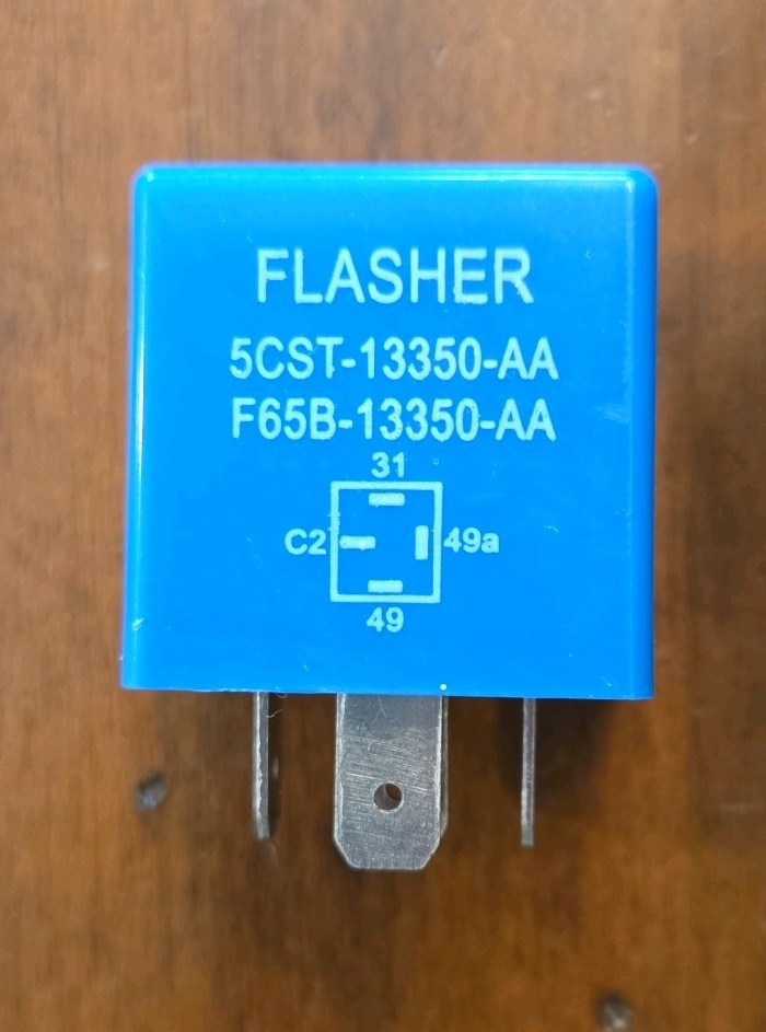 5 pin 12 Volt Turn Signal Flasher Relay Ford F150 F250