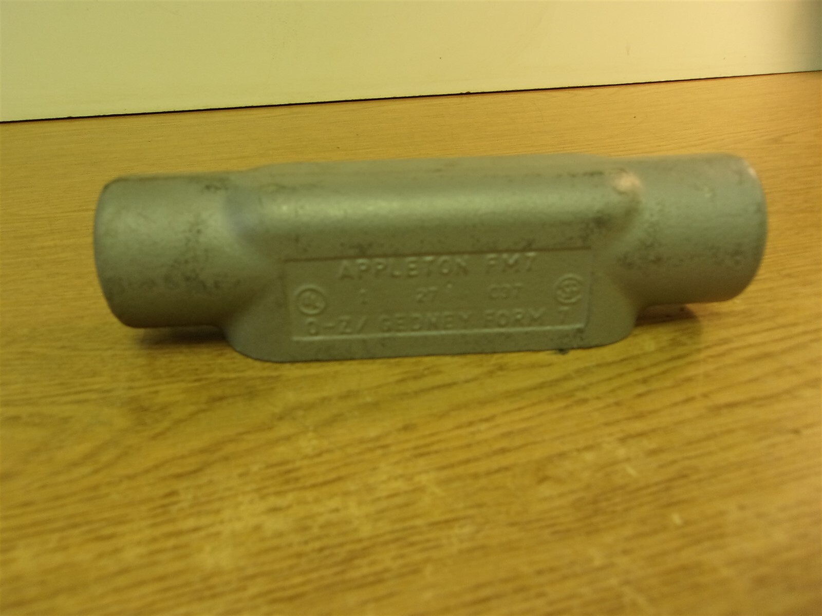 Appleton FM7 1 27 C37 Oz Gedney Form 7 Conduit Body *FREE SHIPPING*