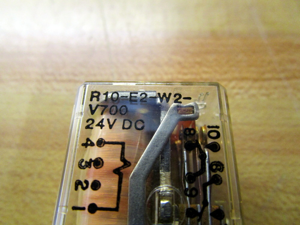 AMF Potter & Brumfield R10-E2-W2-V700 Relay R10E2W2V700