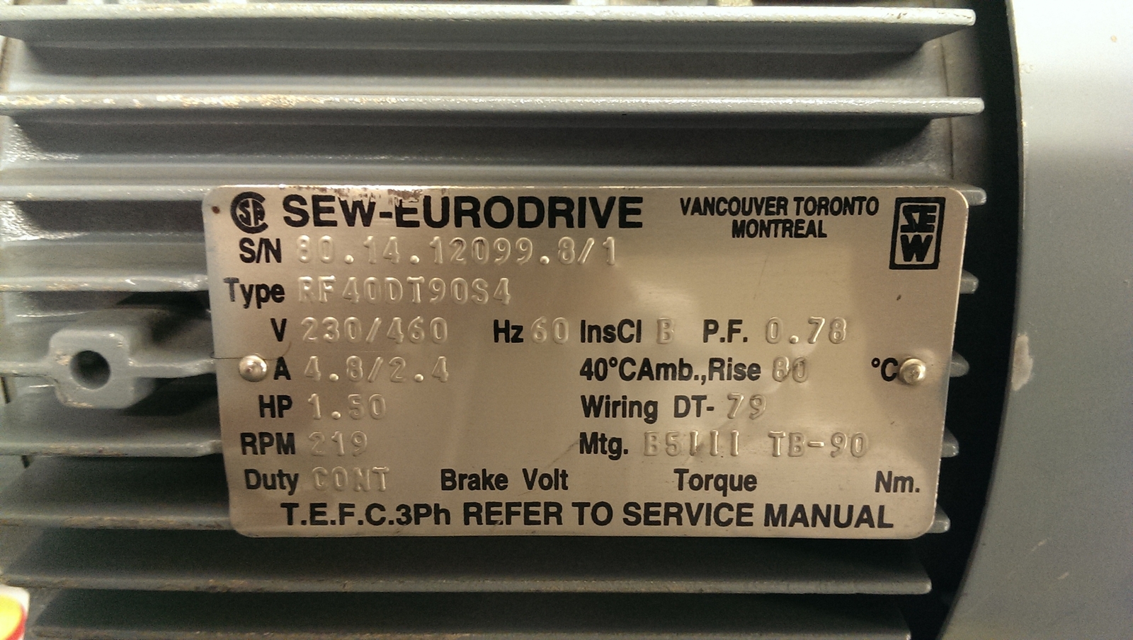 NSSP SEW EURODRIVE 1.5HP MOTOR RF40 DT90S4 RF40DT90S4 219 RPM 7.5:1 3PH 230/460V