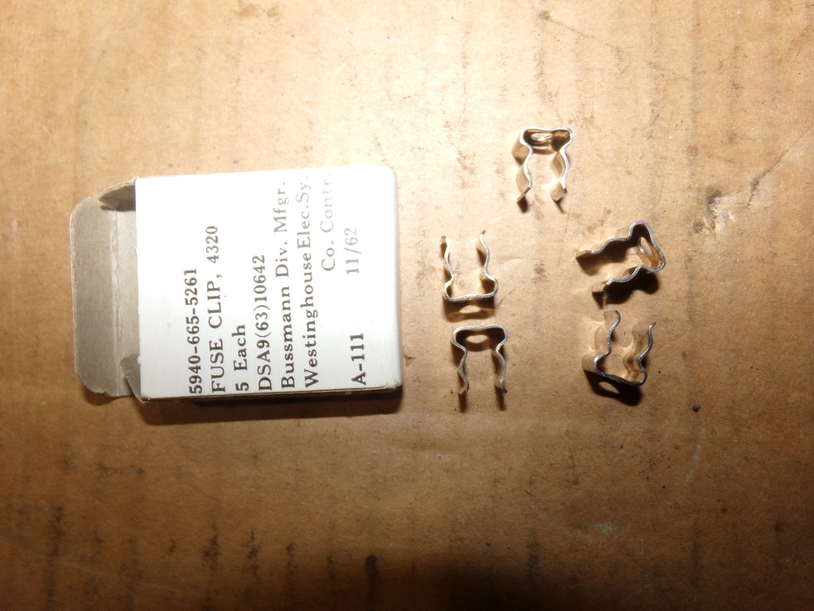NEW Westinghouse 5940-665-5261 Fuse Clips 4320, Lot of 6 *FREE SHIPPING*